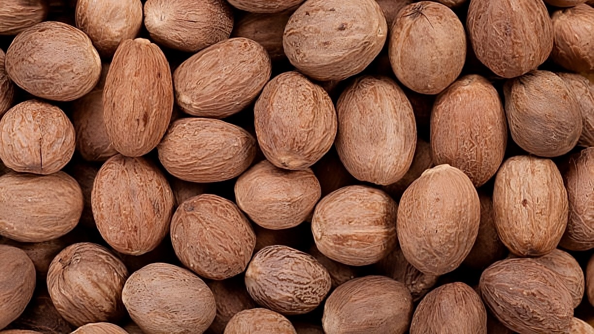 AB & ABCD Quality Whole Nutmeg